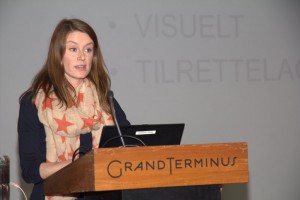 TV2 skole-journalist Silje Thalberg, orienterer om tv-nyheter som undervisningsressurs